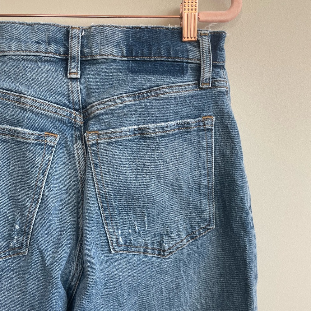 Abercrombie & Fitch The 90’s Straight Ultra High Rise Jeans - Picture 7 of 7